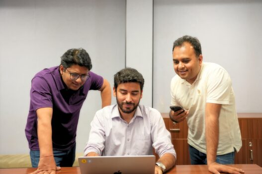 Drizz Founders (L-R) - Partha Mohanty, Yash Varyani, Asad Abrar. Photo Courtesy of Drizz.